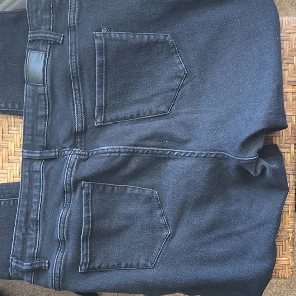 Tahari Kelly classic skinny jeans - Picture 5 of 5